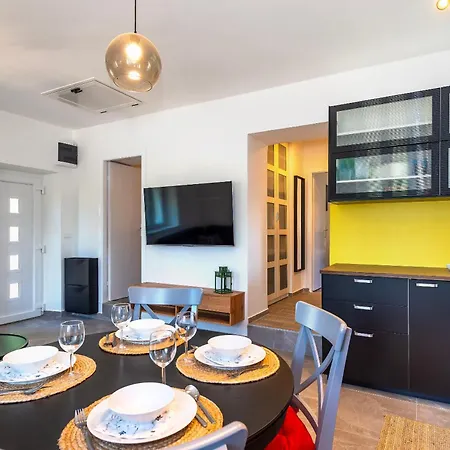 Feriehus House Stika